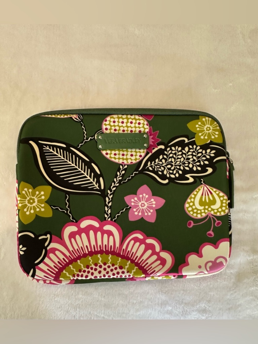 Vera Bradley - padded sleeve for iPad mini, nook or kindle - green/pink